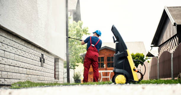 Best Animal Enclosure Cleaning  in Forreston, IL